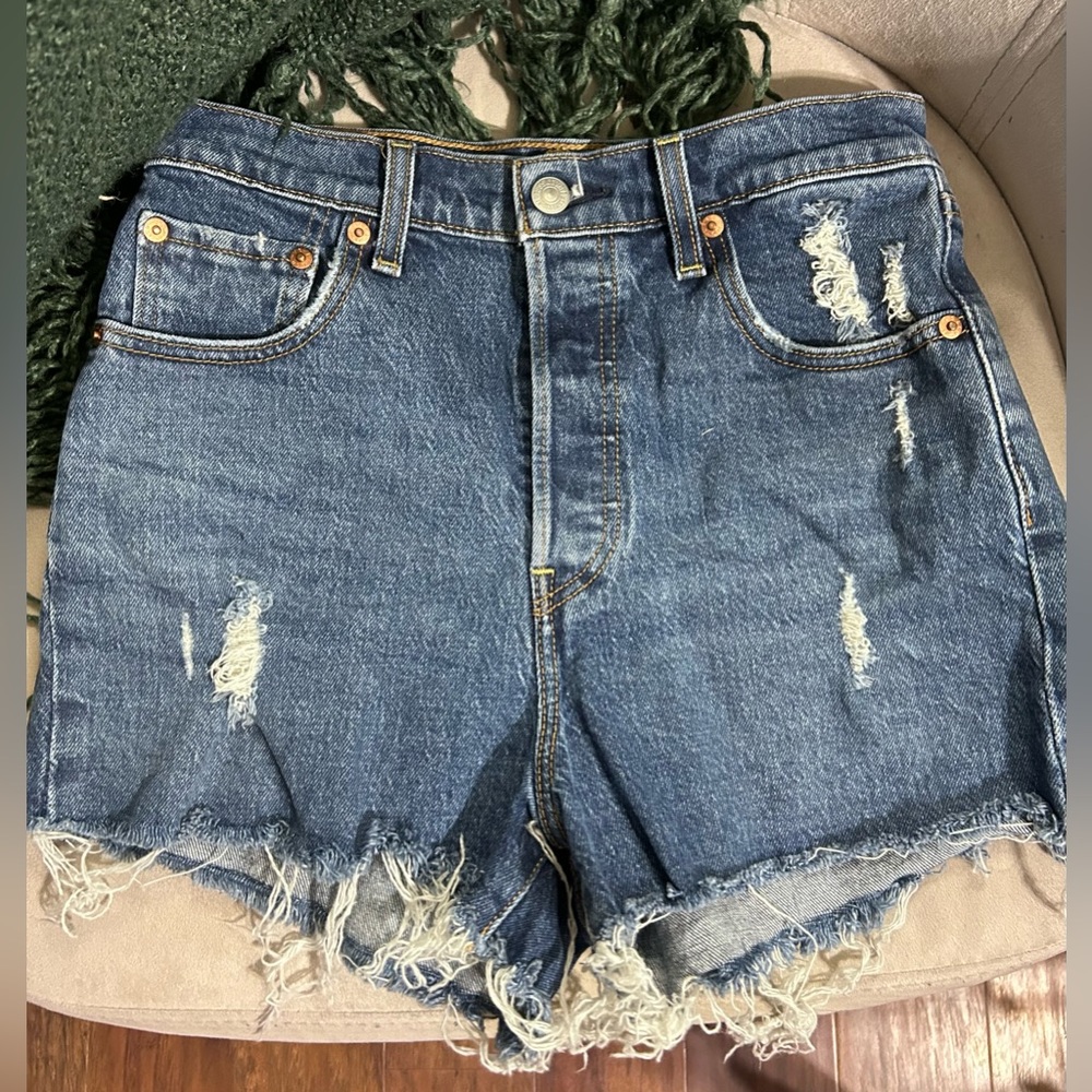 Levi’s denim ribcage shorts